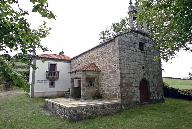 Ermita de As Neves en Buxantes